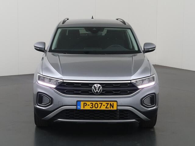 Volkswagen T-Roc 1.5 TSI Life | Navigatie | Apple CarPlay/Android Auto | Virtual Cockpit | DAB | Airconditioning | Adaptieve Cruise Control |