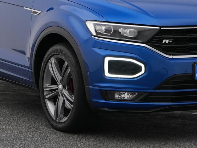Volkswagen T-Roc 1.5 TSI Sport Business R | CAMERA | CARPLAY | ADAPTIVE | STOELVERW.