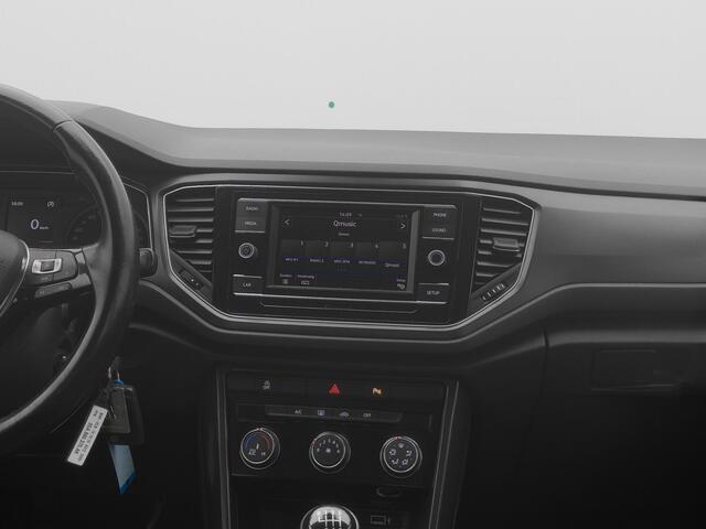 Volkswagen T-Roc 1.5 TSI Style 6-Bak | ADAPTIVE