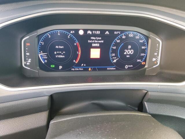 Volkswagen T-Roc 1.5 TSI Panodak | Vol Leer | Facelift | Virtual | Memory | Achteruitrijcamera | Carplay/Android | DCC |