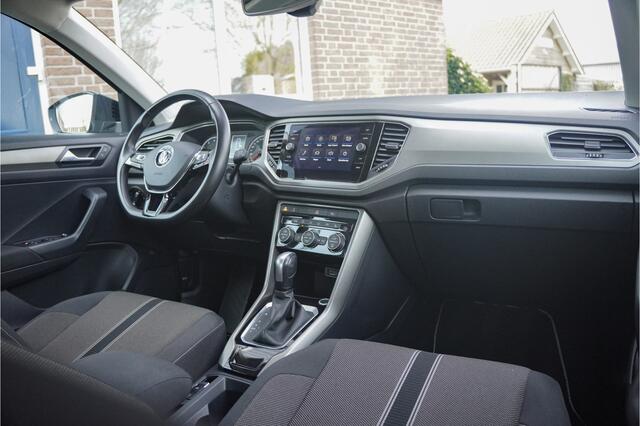 Volkswagen T-Roc 1.5 TSI Style Automaat, CAMERA, TREKHAAK, CARPLAY
