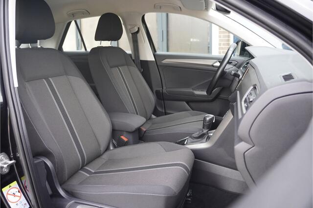 Volkswagen T-Roc 1.5 TSI Style Automaat, CAMERA, TREKHAAK, CARPLAY