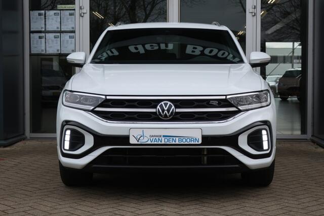 Volkswagen T-Roc 1.5 TSI 150PK R-LINE, Apple Carplay/ Android Auto, All Season Banden, etc.