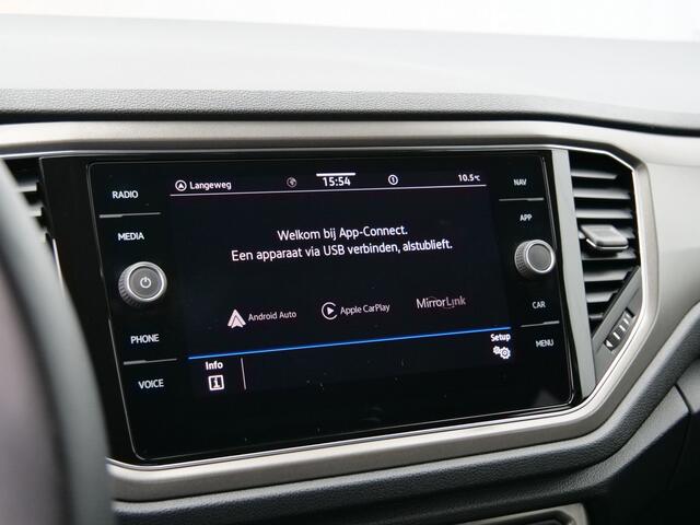 Volkswagen T-Roc 1.5 TSI Style 150 Pk Automaat Navi / DAB / Climate control / PDC