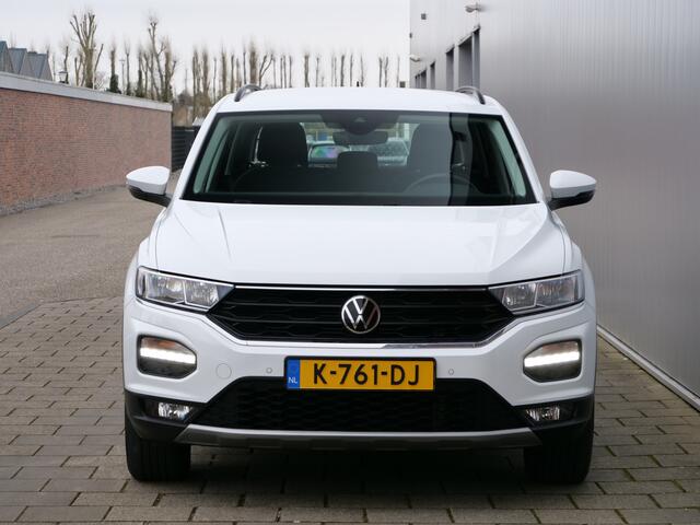 Volkswagen T-Roc 1.5 TSI Style 150 Pk Automaat Navi / DAB / Climate control / PDC