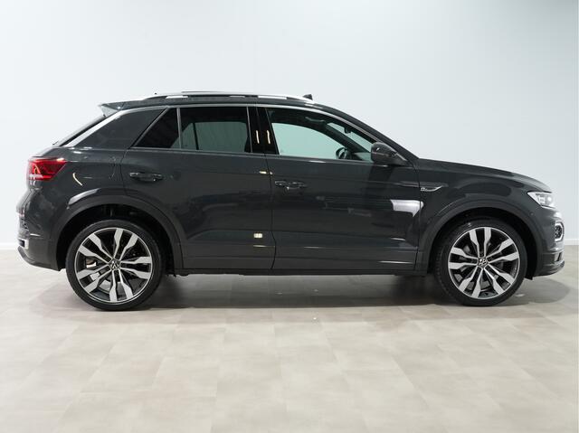 Volkswagen T-Roc 1.5 TSI 150pk DSG R-line Panorama dak 19"suzuka Camera Navigatie 90