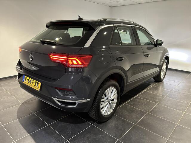Volkswagen T-Roc 1.5 TSI Style | Navigatie | Adaptieve cruise control |