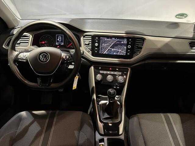 Volkswagen T-Roc 1.5 TSI Style | Navigatie | Adaptieve cruise control |