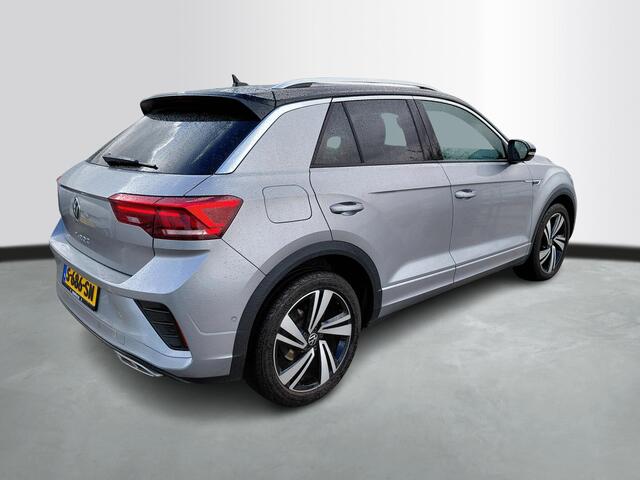 Volkswagen T-Roc 1.5 TSI R-Line | Multimedia | Sportpakket | Camera | 18" | binnenkort beschikbaar