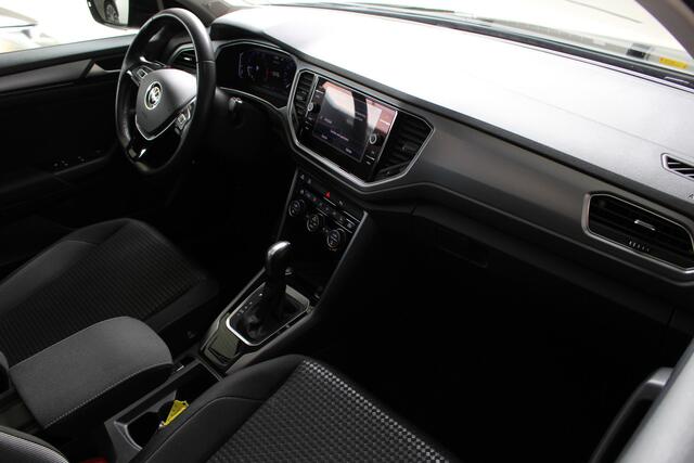 Volkswagen T-Roc 1.5 TSI 150PK Style R-Line DSG Navigatie | Panoramadak | Camera | Beats Audio | El. achterklep