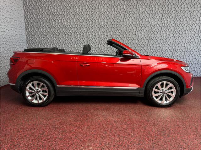 Volkswagen T-Roc Cabrio TSI VIR.COCKPIT CARPLAY NAVI IQ.LED STOEL/STUUR.VERW DAB ADAP.CRUISE 05/2024 ?Top Auto's Wijchen. 30 Jaar Specialist in Volkswagen : Alle Type's : R-Line Edition / Style / First Edition / Highline / Life , Zowel PHEV / HEV / MHEV / Benzine ?