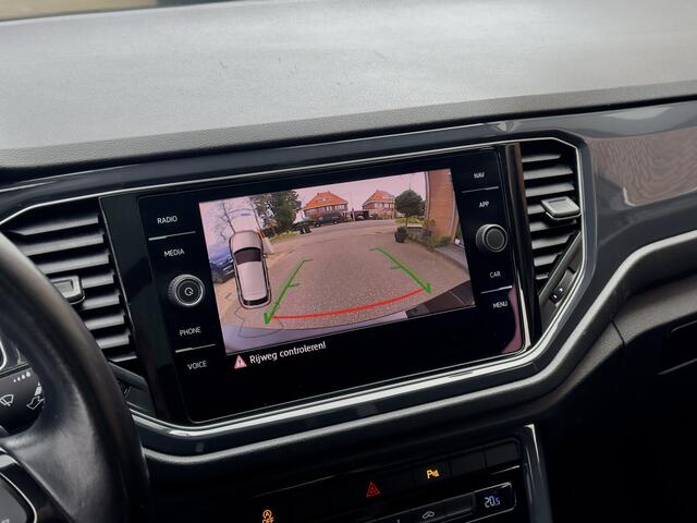 Volkswagen T-Roc 1.5 TSI AUT7 SPORT PANODAK LEDER NAVI CAMERA DIGI-DASH APPLE-CARPLAY LED LMV PDC