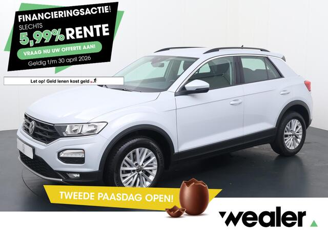 Volkswagen T-Roc 1.0 TSI Style | 110 PK | Achteruitrijcamera | Navigatiesysteem | Adaptive cruise control |
