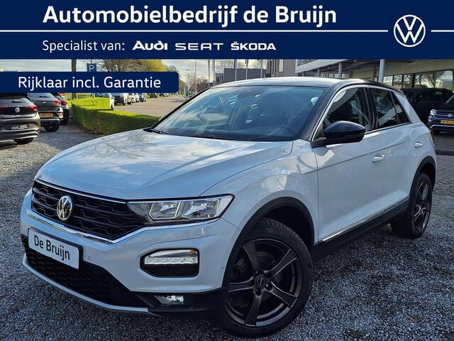 Volkswagen T-Roc 1.5 TSI 150pk Style (Trekhaak,Camera,Navi)