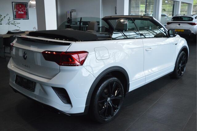 Volkswagen T-Roc Cabrio 1.5 TSI 3X R-LINE Black Style leer trekhaak 19 inch 150 pk !!