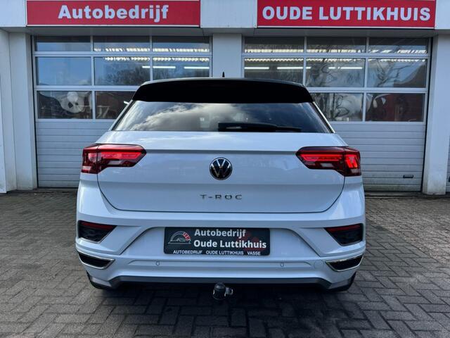 Volkswagen T-Roc 1.5TSI 150PK DSG 3X R-Line Virtual Camera Full-Led ACC Beats Trekhaak