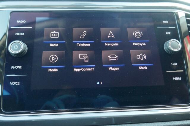 Volkswagen T-Roc 1.5 TSI SPORT 150 PK CAMERA/TREKHAAK/ELEKTR.AKLEP/ADAPT.CRUISE