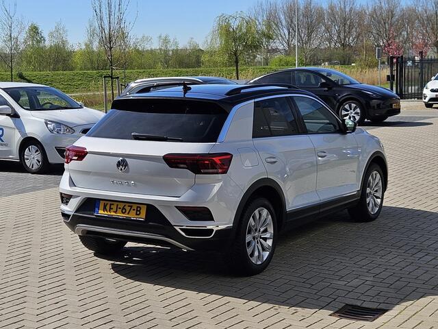 Volkswagen T-Roc 1.5 TSI Sport Plus Two Tone Automaat Carplay