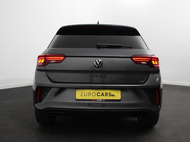 Volkswagen T-Roc 1.5 TSI DSG R-Line + Design pakket Black style | Panorama dak | Trekhaak | Navigatie | Apple Carplay/Android Auto | Climate control