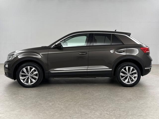 Volkswagen T-Roc 1.0 TSI Sport | Clima | LED | Parkeersensoren | Stoelverwarming | 17"LMV
