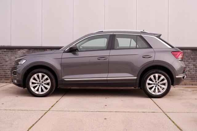 Volkswagen T-Roc 1.5 TSI Sport LED | Trekhaak | Carplay | Camera | Virtual Cockpit | PDC