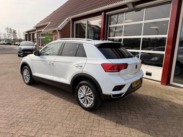 Volkswagen T-Roc 1.5 TSI STYLE BUSINESS AUTOMAAT