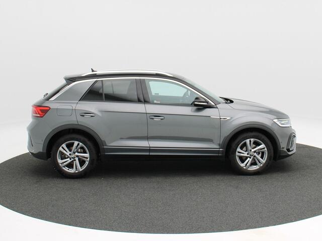 Volkswagen T-Roc 1.5 TSi 150 Pk Automaat R-Line Edition | Trekhaak | Stoelverwarming | Adaptive Cruise | Navigatie | Carplay | Climatronic | 17 Inch | 23.842 Km !!
