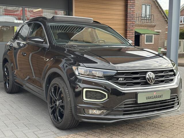 Volkswagen T-Roc 1.5 TSI Sport R Panodak,Carpl,Cam,Cruise,Pdc