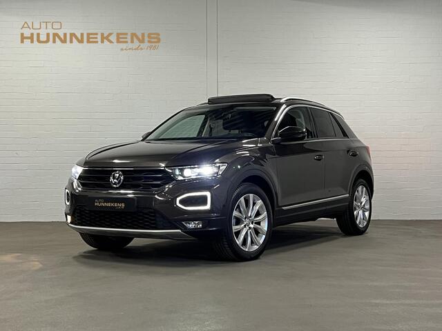 Volkswagen T-Roc 1.5 TSI Sport Open dak | Adapt. cruise | Carplay | Climate control | Navigatie | 18'' lichtmetalen wielen