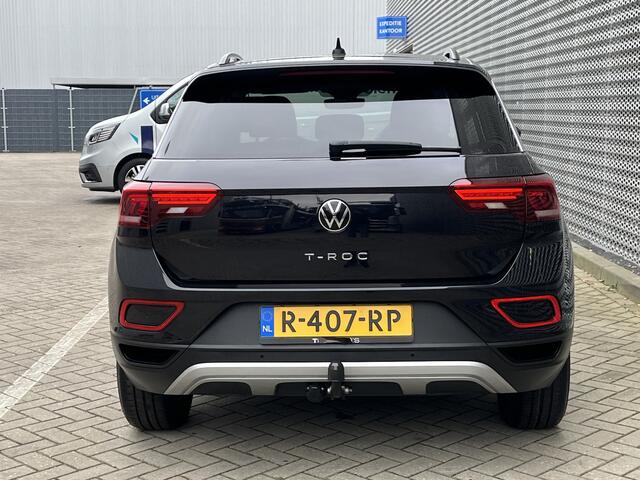 Volkswagen T-Roc 1.5 TSI 150PK Life Business / Digitale Cockpit Pro / Parkeersensoren V+A / LED / Keyless Entry / App-Connect / Navigatie **