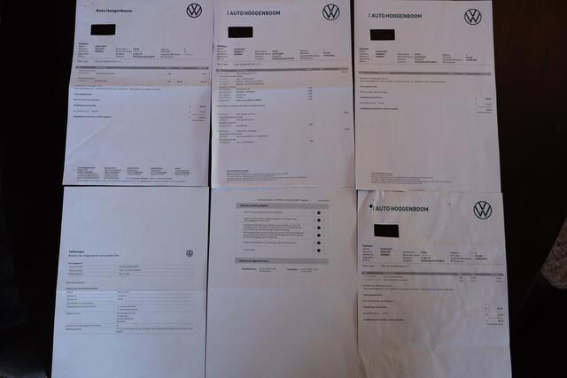 Volkswagen T-Roc 1.5 TSI AUTOMAAT Dealeronderhouden/Trekhaak/Apple carplay/Stoelverwarming/Navigatie/Parkeersensoren rondom/Climate control/DAB/Lage km stand!