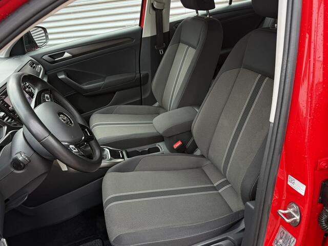 Volkswagen T-Roc 1.0 TSI Style slechts 77.628km!!! | PDC V+A | Navi | ACC | Apple Carplay/Android Auto | Clima | LM Velgen | RIJKLAARPRIJS INCL 12 MAANDEN GARANTIE EN BEURT