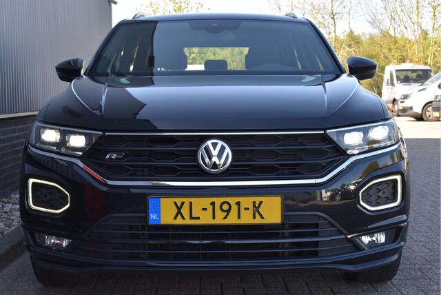 Volkswagen T-Roc 1.5 TSI R-line Virtual cockpit, Trekhaak, Adaptive cruise, Carplay, DAB, NAP