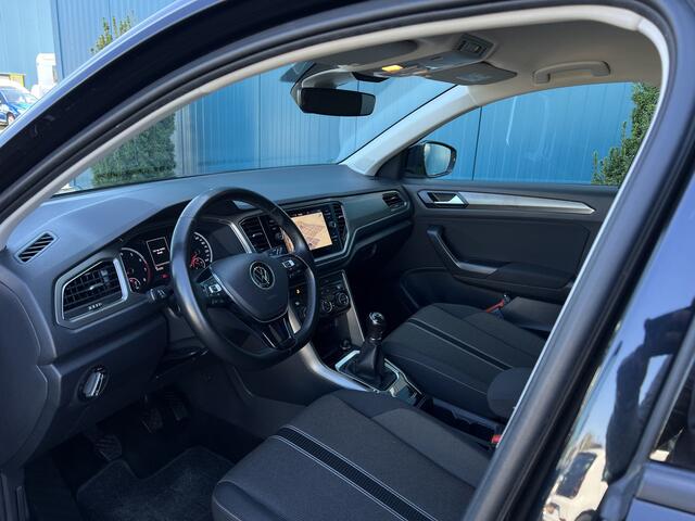 Volkswagen T-Roc 1.5 TSI 150PK! Style Business CARPLAY/ANDROID | AFN.TREKH | ADAPT.CRUISE | ELEK.A.KLEP | NAV | PDC | LMV 1'EIG