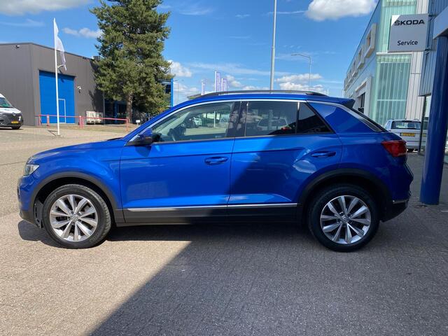 Volkswagen T-Roc 1.0 TSI 115pk Style | DAB+ | Apple / Android integratie