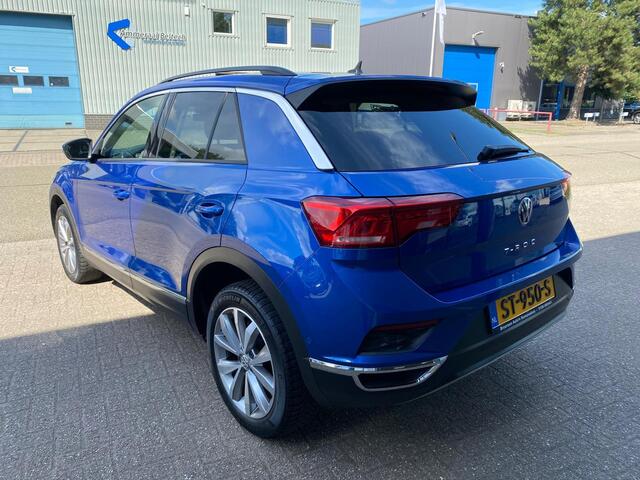 Volkswagen T-Roc 1.0 TSI 115pk Style | DAB+ | Apple / Android integratie