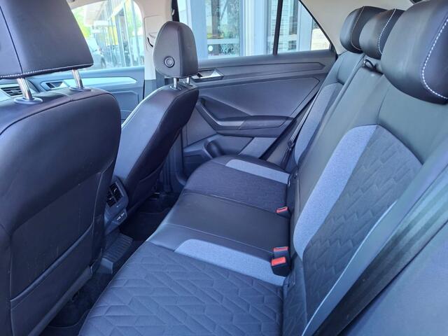 Volkswagen T-Roc 1.0 TSI GOAL EDITION AIRCO NAVI PDC LMV STOELVW