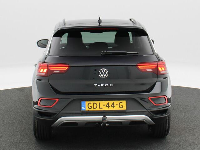 Volkswagen T-Roc 1.0 TS 110 Pk Life Edition | Trekhaak | Camera | Adaptive Cruise | Airco | Carplay | 17 Inch | 59.639 Km !!