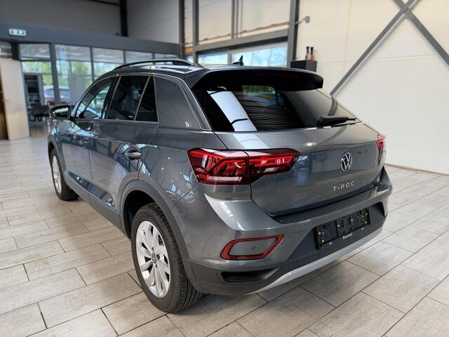 Volkswagen T-Roc 1.5 TSI Life Edition | AUTOMAAT | Adapt. Cruise | Clima | Camera | LED | Apple carplay // Android auto | Fabrieksgarantie t/m 03-2029 |