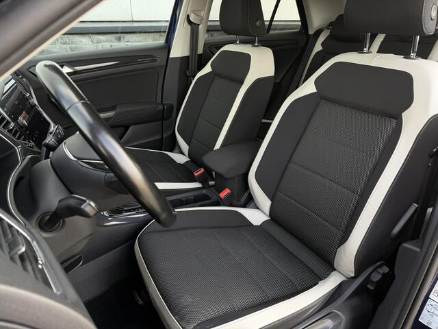 Volkswagen T-Roc 1.5 TSI Sport LED | Trekhaak | Carplay | Camera | Virtual Cockpit | PDC