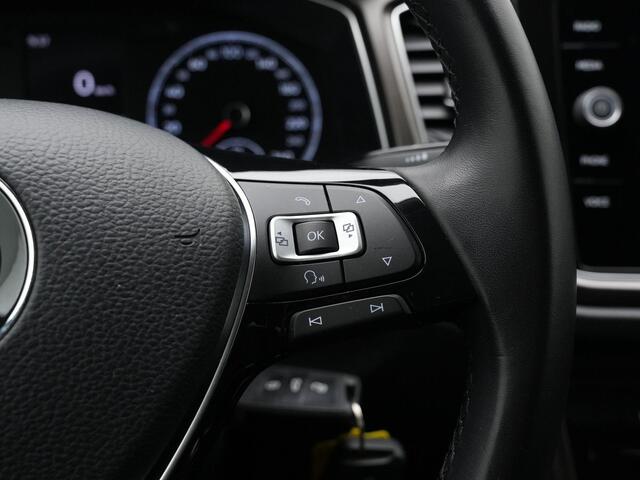 Volkswagen T-Roc 1.0 TSI 115 pk Style | Adaptive Cruise | Navigatie | Parkeersensoren | Carplay