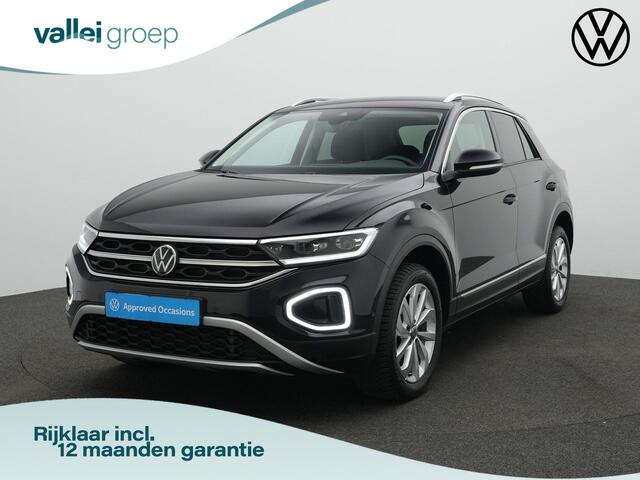 Volkswagen T-Roc 1.5 TSI 150 pk DSG Style | Trekhaak | Stuur-/stoelverwarming | Adaptive Cruise | Navigatie | Parkeersensoren voor/achter
