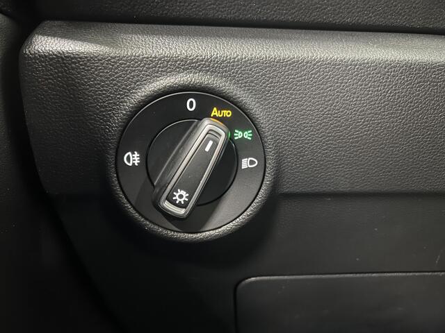 Volkswagen T-Roc 1.5 TSI R-Line Business Airco Navi Carplay PDC VA + Camera Adaptive Cruise Control Privacy Glass Full LED