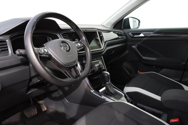 Volkswagen T-Roc 1.5 TSI Sport 150pk | Camera | Adaptive