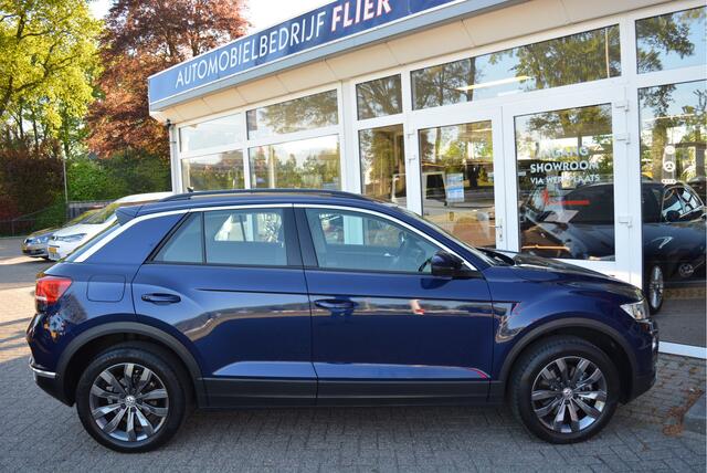 Volkswagen T-Roc 1.5 TSI Style Plus | Adaptive | Afn. Trekhaak | Clima | Led | Orig. NL |