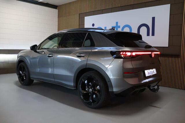 Volkswagen T-Roc 1.5 eTsi R-Line Black Style Pano/IQ.Light/Keyless/Camera/ACC/Elek. klep/20"/Trekhaak wegkl.