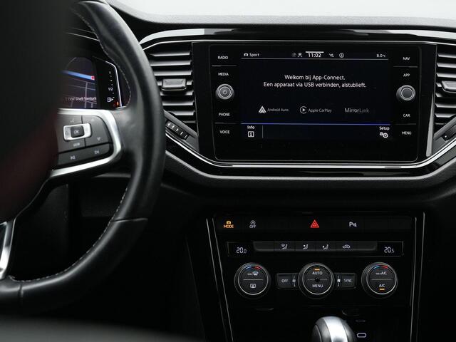 Volkswagen T-Roc 1.5 TSI 150 pk DSG Sport | Panoramadak | Achteruitrijcamera | Adaptive Cruise | Elektrische achterklep | Navigatie
