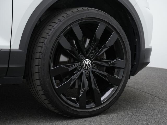 Volkswagen T-Roc 1.5 TSI 150 pk DSG Sport | Panoramadak | Achteruitrijcamera | Adaptive Cruise | Elektrische achterklep | Navigatie