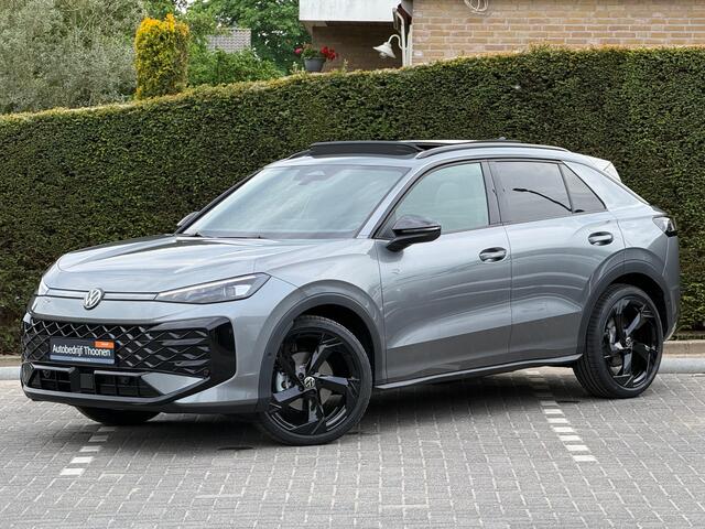 Volkswagen T-Roc 1.5 eTsi R-Line Trekhaak | Pano | 20"