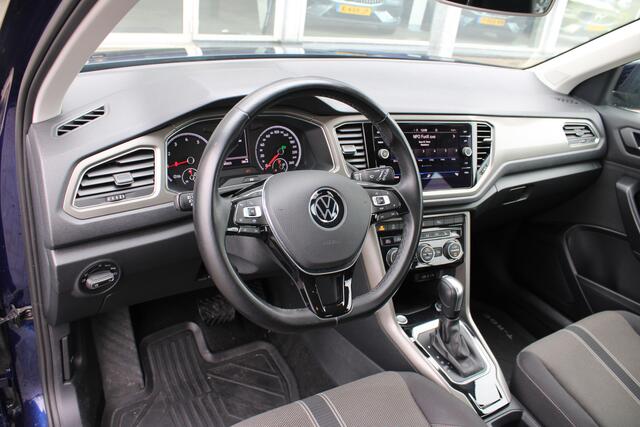 Volkswagen T-Roc 1.5 TSI 150PK Automaat Sport | Verw. Stoelen & Stuurwiel | Adapt. Cruise | Camera | DAB | Keyless | El. Achterklep |